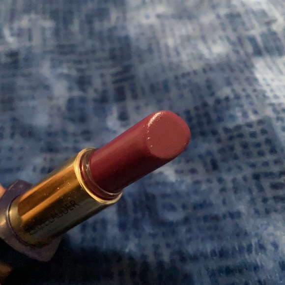 Estée Lauder Pure Envy Lipstick - Picture 3 of 5